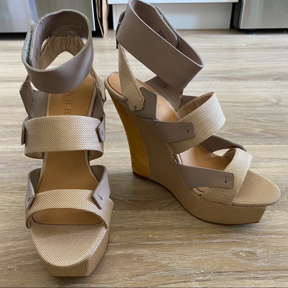 L.A.M.B. Sandals. NWT/IN BOX. Never worn